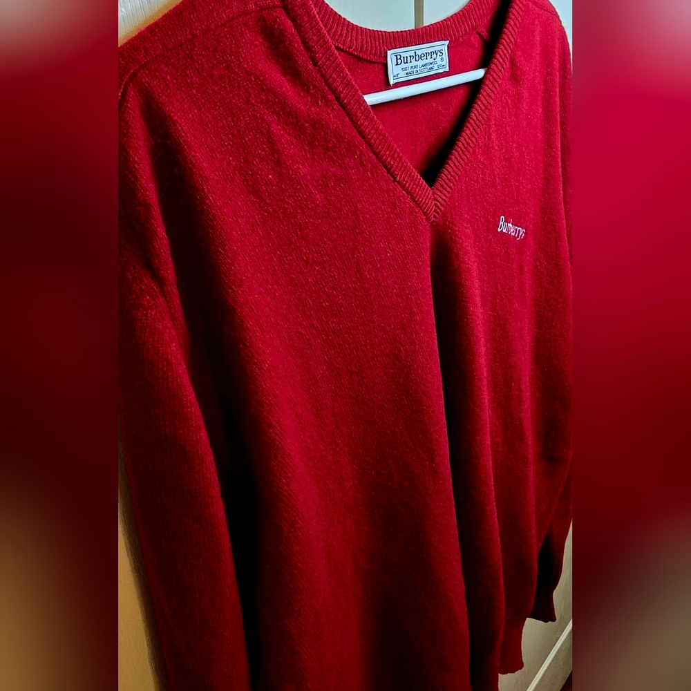 Burberry V-Neck Men's 48 Sweater in Rich Red
